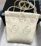 Chanel-22-Mini-Handbag-1