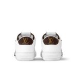 Charlie-Trainers-1
