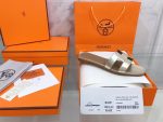 HERMES ORAN SANDAL GOLD (6)