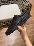 Louis Vuitton Trainer Sneaker (1)