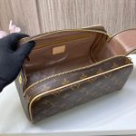 Lv-King-Size-Toiletry
