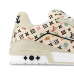Trainer-Sneaker-1-2