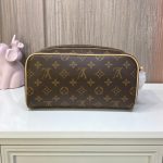 Lv-King-Size-Toiletry