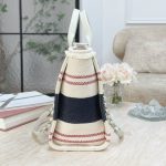 chanel-deauville-tote-bag-travel