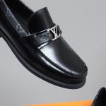 lv-loafer-black