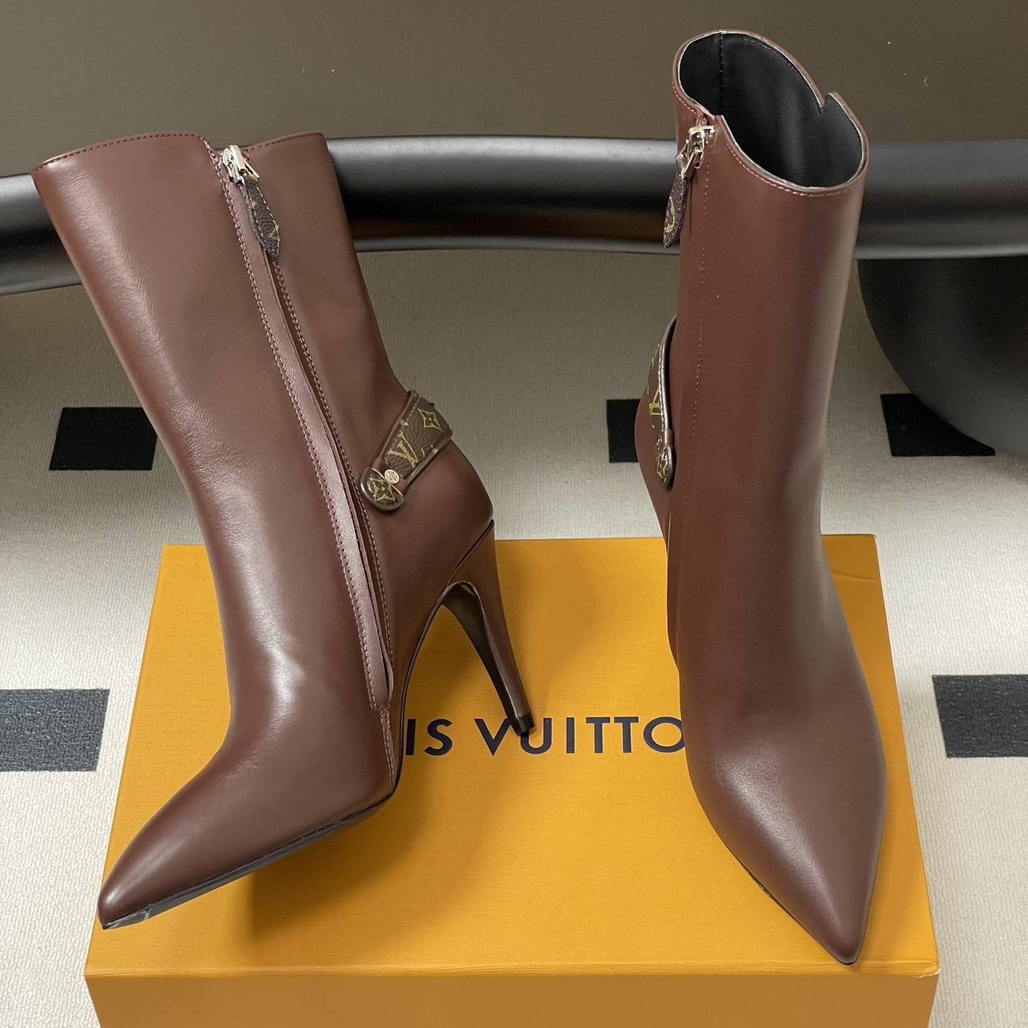louis-vuitton-legacy-ankle-boot-3-1