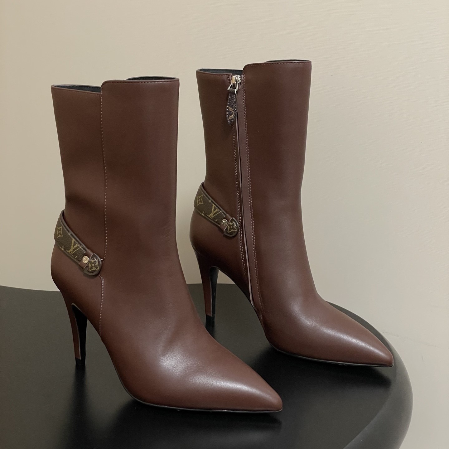 louis-vuitton-legacy-ankle-boot-5-1