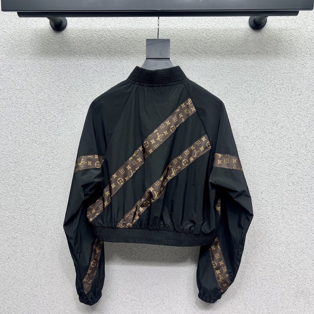 Copy-of-1000-x-1000-Detail-22-3