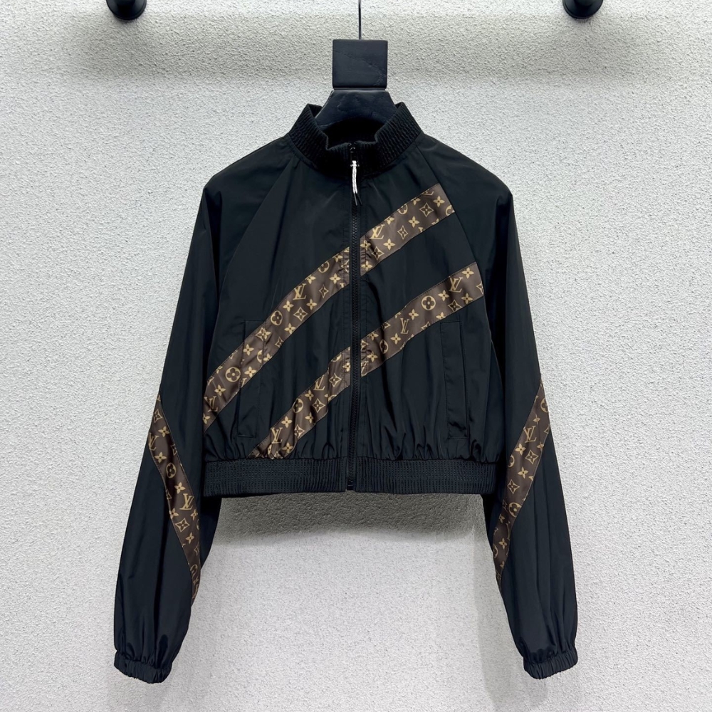 Copy-of-1000-x-1000-Detail-23-3